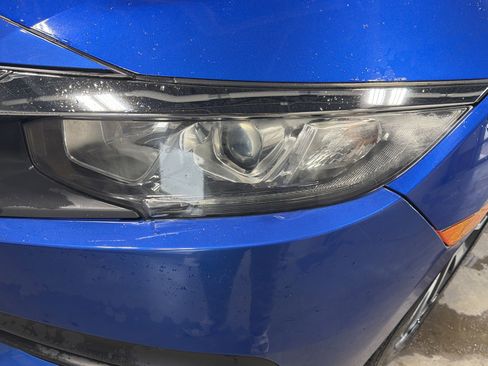 Used 2018 Honda Civic EX image 16