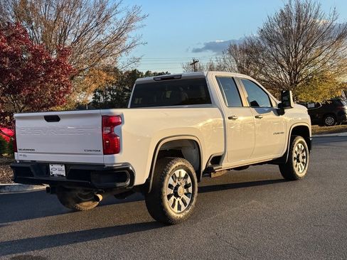 Used 2025 Chevrolet Silverado 2500 Custom w/ Custom Convenience Package image 3