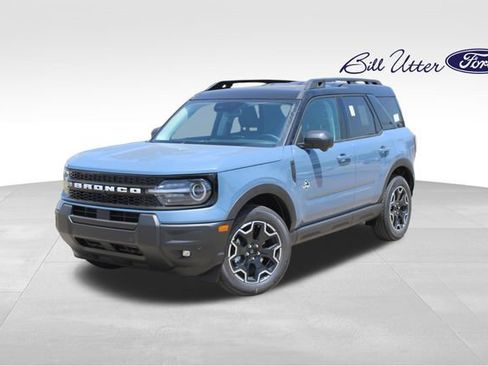 New 2026 Ford Bronco Sport Outer Banks w/ Outer Banks Tech Package+ AWD/4WD image 1