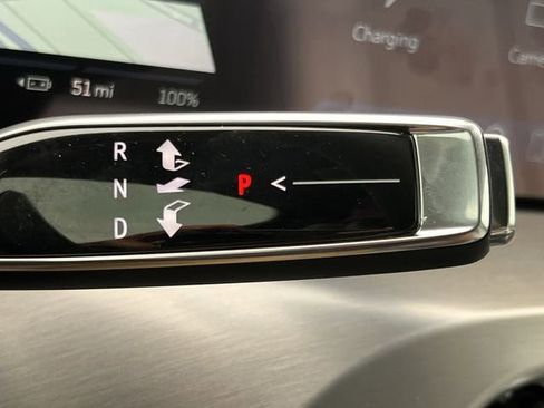 New 2026 Cadillac Vistiq Luxury AWD/4WD image 17