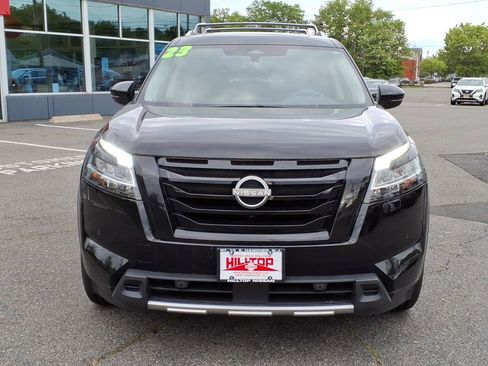 Certified 2023 Nissan Pathfinder SL w/ SL Premium Package AWD/4WD image 2