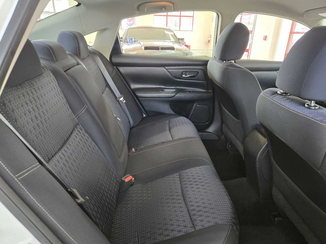 Used 2016 Nissan Altima 2.5 S w/ Power Driver Seat Package FWD image 25