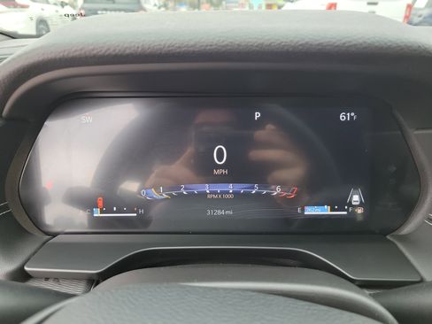 Used 2024 Jeep Grand Cherokee L Altitude image 23