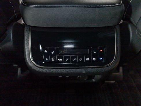 Used 2025 INFINITI QX80 Autograph w/ Autograph Exterior Package image 23