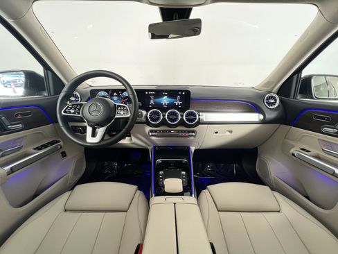 Certified 2023 Mercedes-Benz GLB 250 image 11