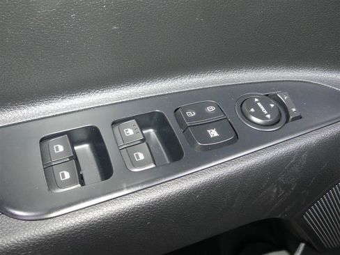 Used 2020 Kia Rio S FWD image 19
