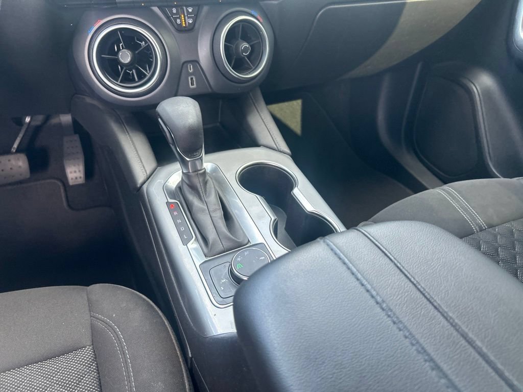 Used 2021 Chevrolet Blazer LT FWD image 18