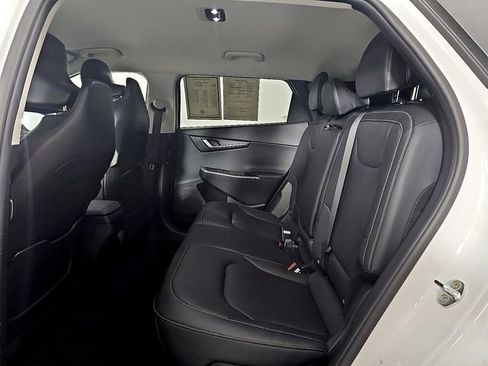 Used 2022 Kia EV6 Wind image 10
