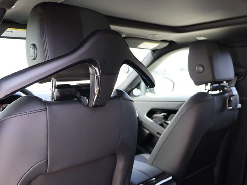 New 2026 Land Rover Range Rover Evoque Dynamic SE image 18