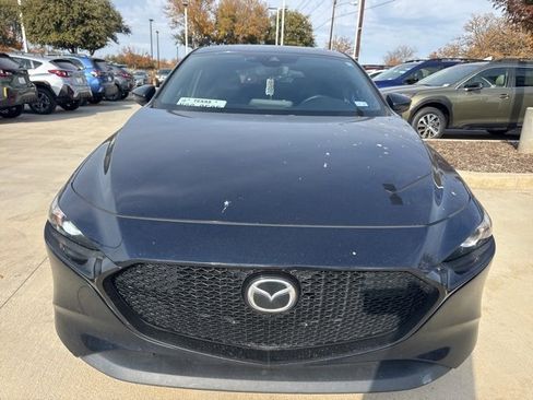 Used 2020 MAZDA MAZDA3 Hatchback w/ Preferred Package image 5