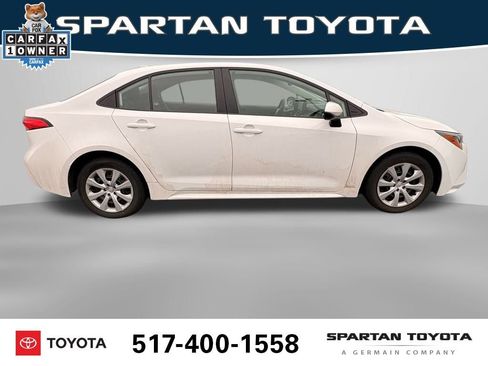 Used 2025 Toyota Corolla LE image 9