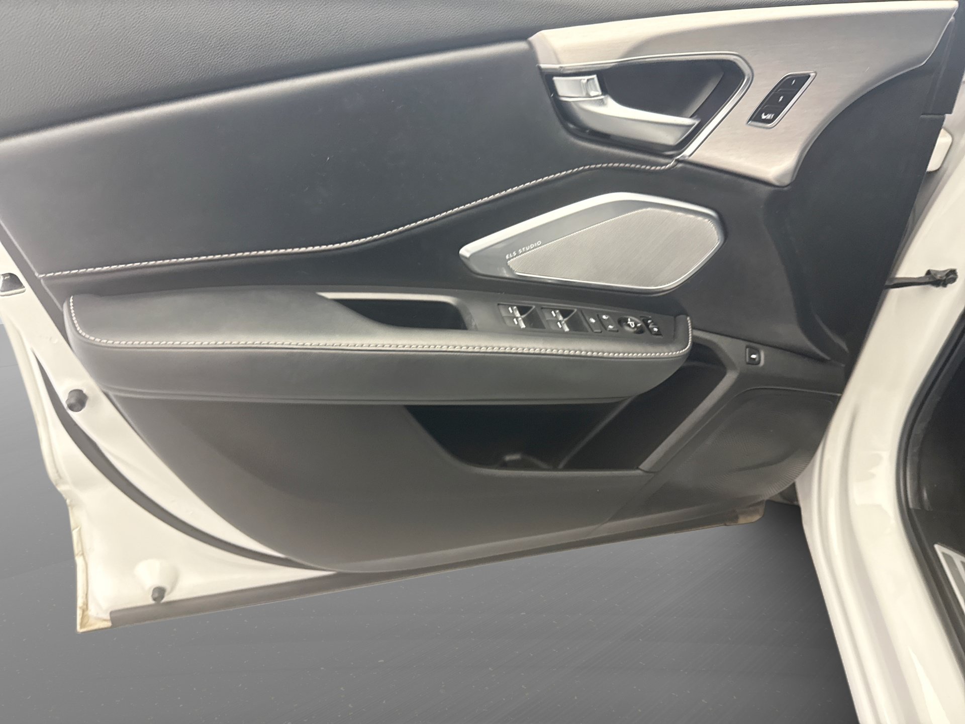 Used 2021 Acura RDX w/ Technology Package AWD/4WD image 9