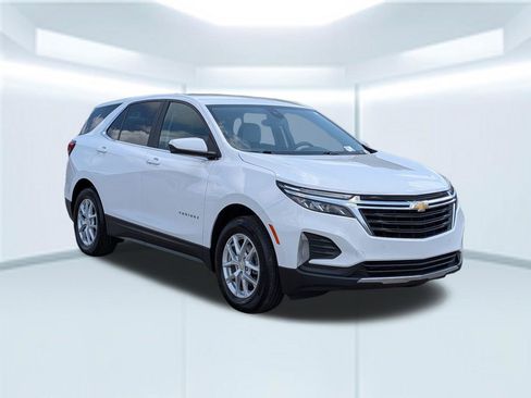 Used 2024 Chevrolet Equinox LT FWD image 8