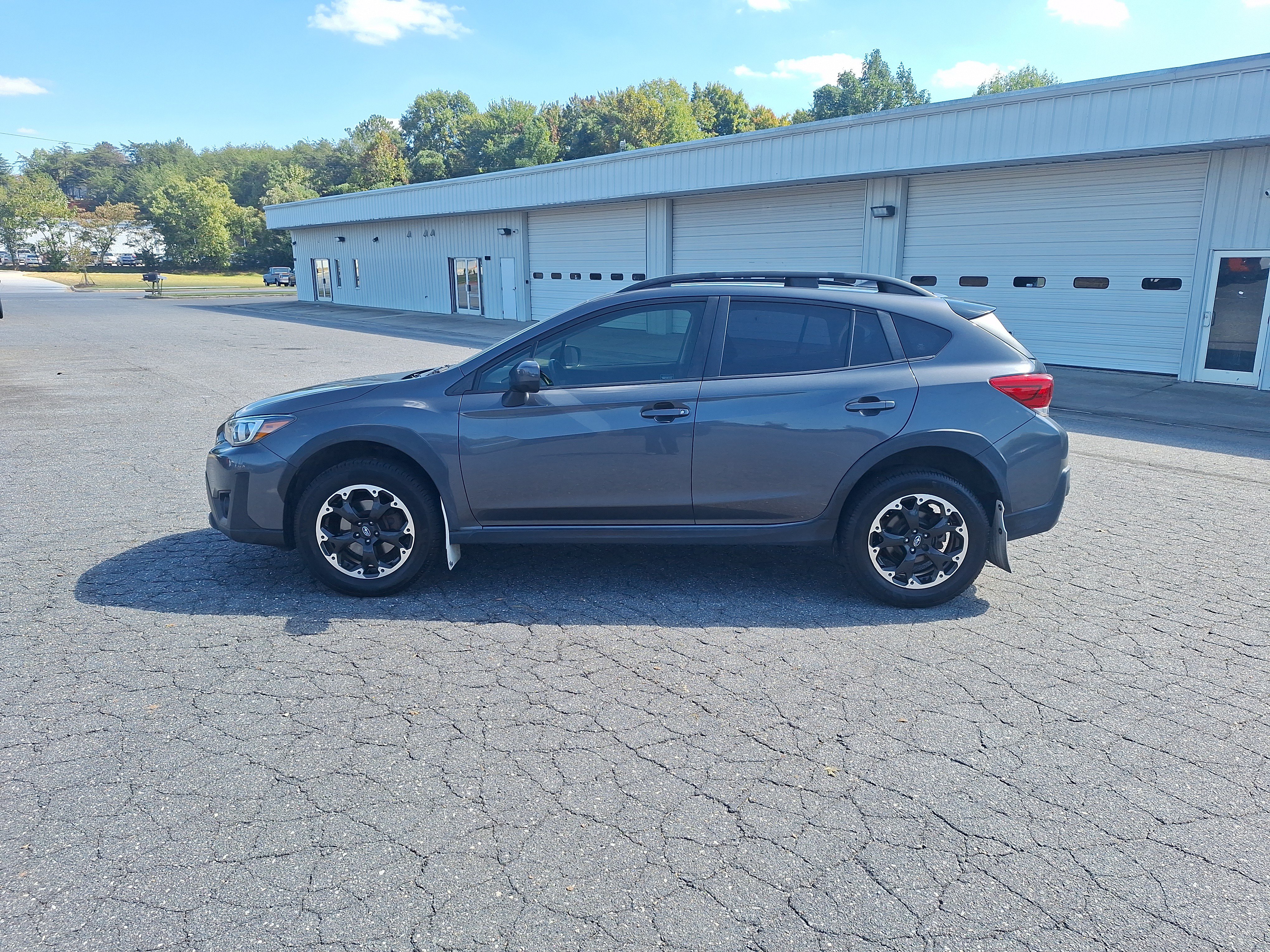 Used 2021 Subaru Crosstrek 2.0i Premium AWD/4WD image 7
