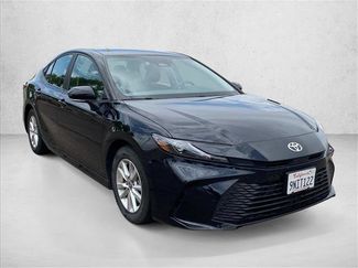 Used 2025 Toyota Camry LE FWD video 3