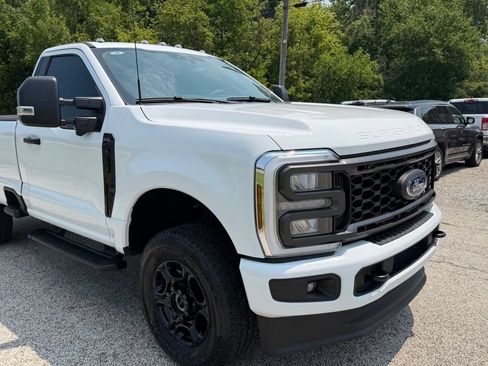 Used 2025 Ford F250 XL w/ STX Appearance Package AWD/4WD image 3