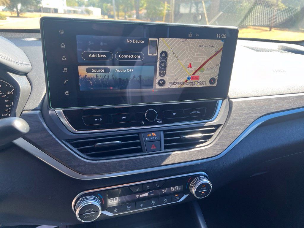 Used 2023 Nissan Altima 2.5 SL FWD image 23
