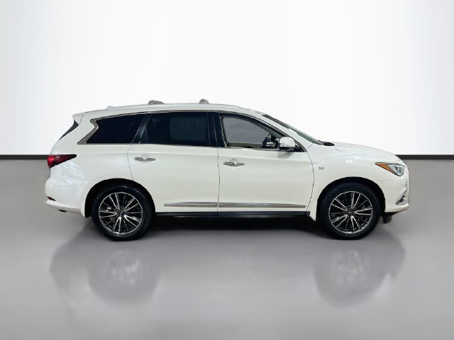 Used 2020 INFINITI QX60 Luxe w/ Sensory Package AWD/4WD image 8