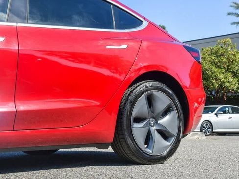 Used 2019 Tesla Model 3 Mid Range image 10