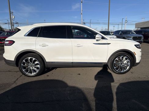 Certified 2023 Lincoln Nautilus Reserve w/ Equipment Group 201A image 6