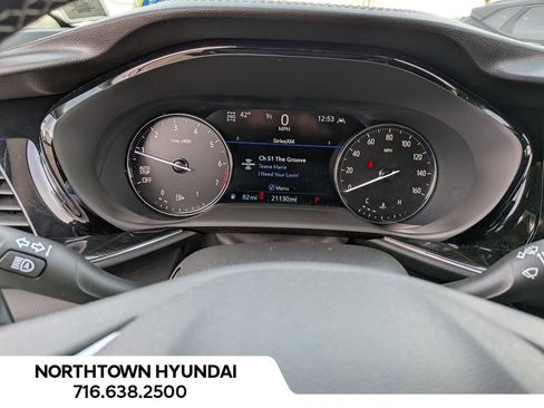 Used 2023 Buick Envision Essence image 8