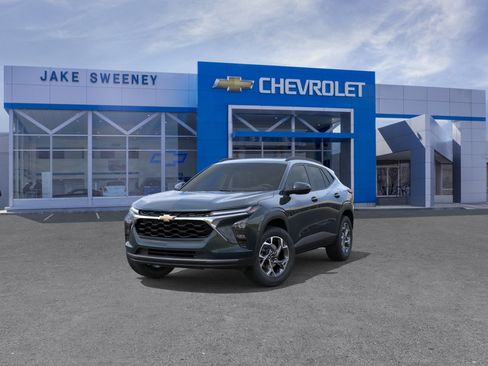 New 2026 Chevrolet Trax LT w/ Sunroof Package FWD image 10