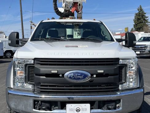 Used 2019 Ford F550 4x4 SuperCab Super Duty image 5
