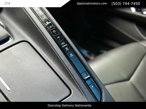 Used 2022 Chevrolet Corvette Stingray Coupe w/ Z51 Performance Package image 25