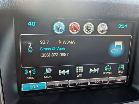 Used 2020 GMC Yukon Denali w/ Denali Premium Package image 27