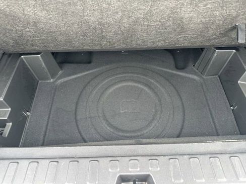 Used 2024 GMC Terrain SLE image 51