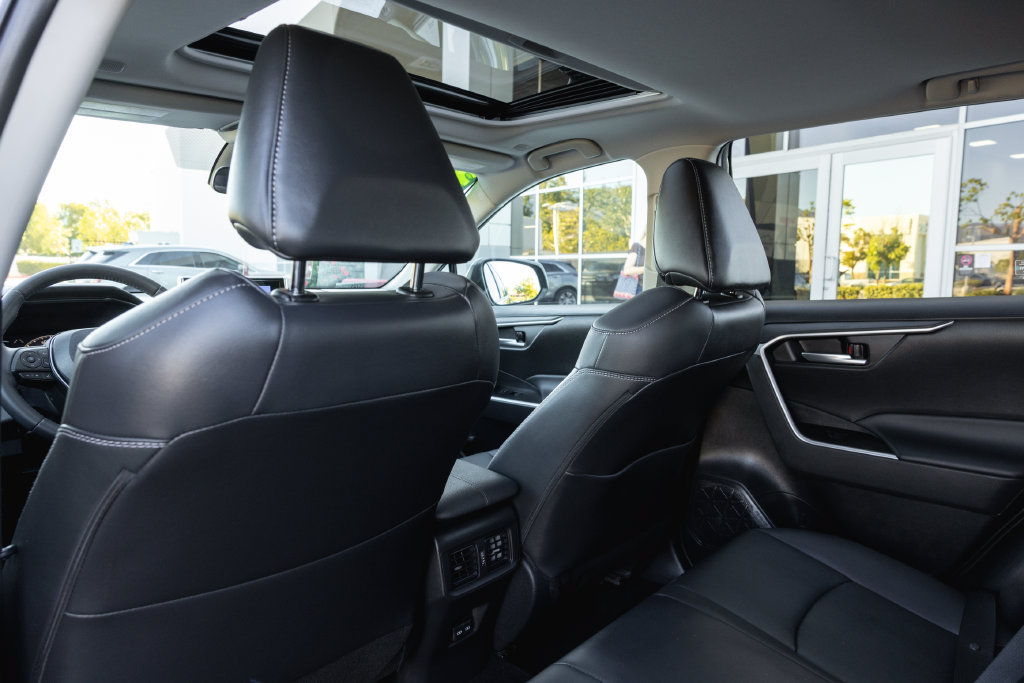 Certified 2023 Toyota RAV4 XLE Premium FWD image 26