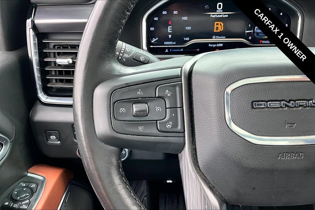 Used 2025 GMC Sierra 3500 Denali Ultimate AWD/4WD image 13