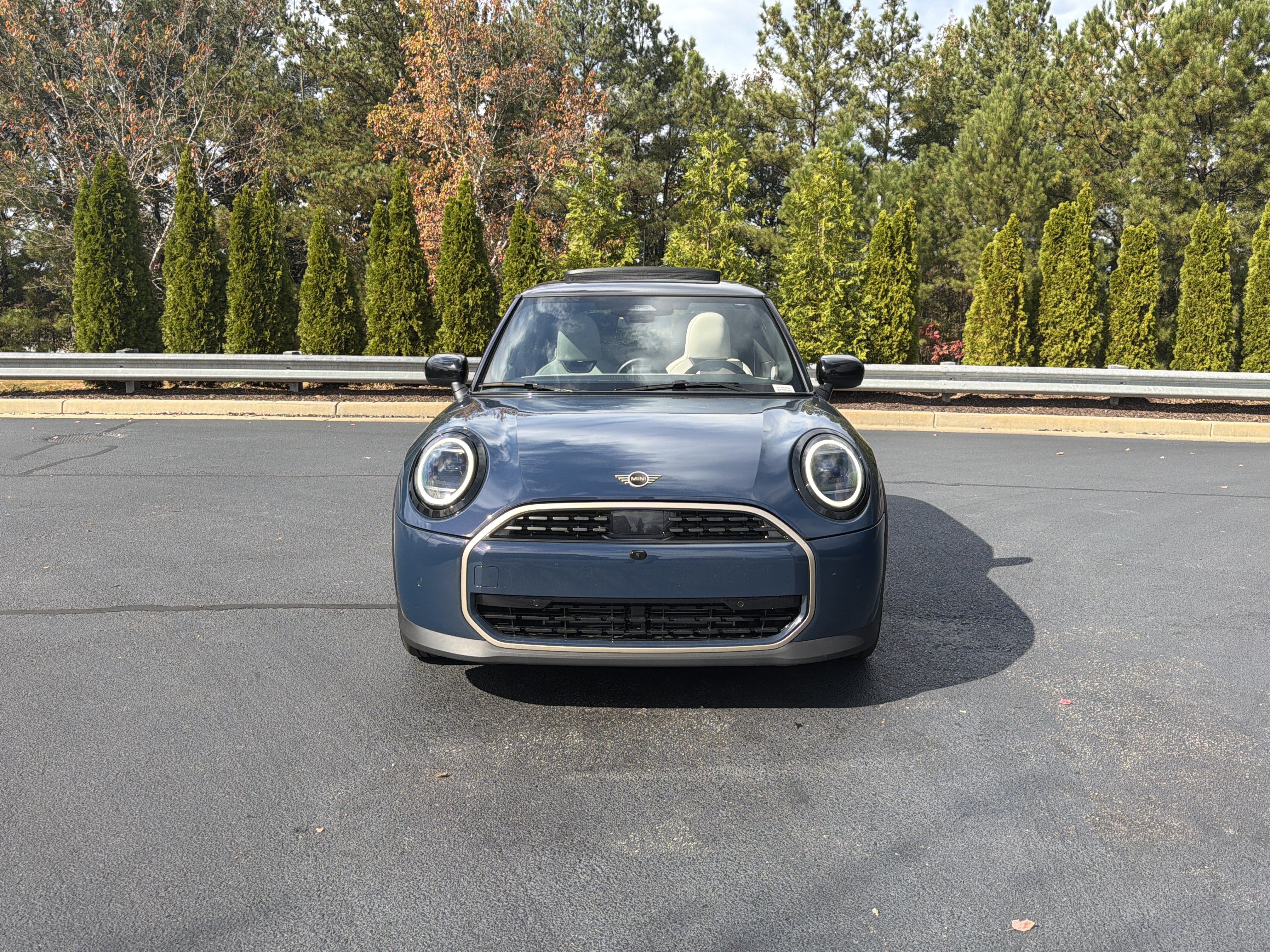 Used 2025 MINI Cooper 2-Door Hardtop FWD image 12