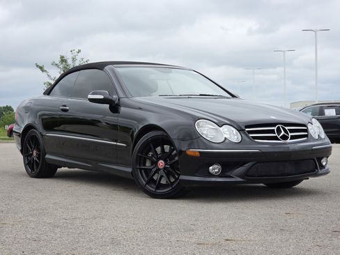 Used 2009 Mercedes-Benz CLK 550 Cabriolet image 2