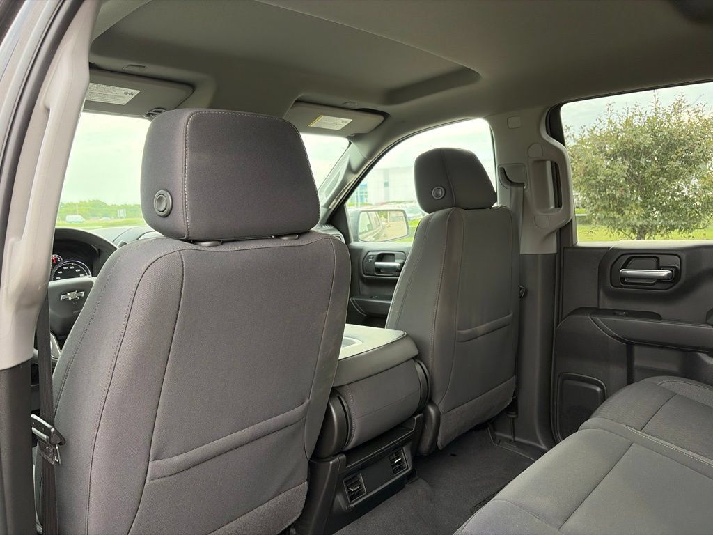 Used 2022 Chevrolet Silverado 1500 Custom Trail Boss w/ Safety Confidence Package AWD/4WD image 37