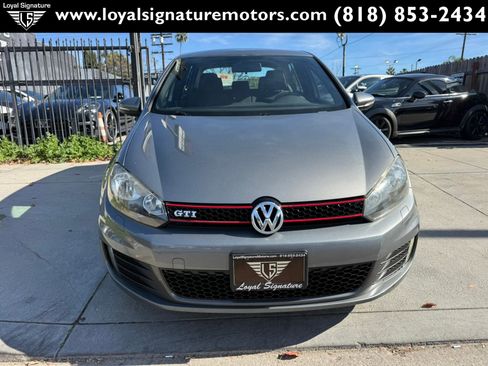 Used 2012 Volkswagen Golf 4-Door image 2