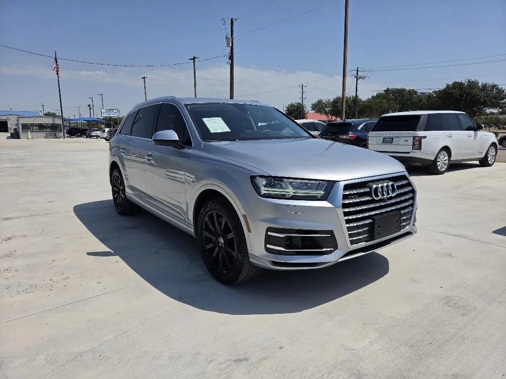 Used 2018 Audi Q7 3.0T Prestige w/ Prestige Package AWD/4WD image 3