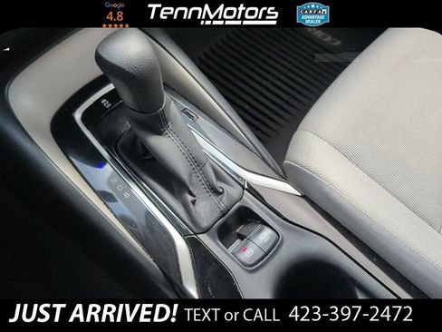 Used 2020 Toyota Corolla LE FWD image 19