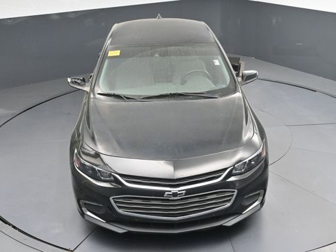 Used 2017 Chevrolet Malibu LT w/ Driver Confidence Package image 31