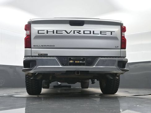 Used 2020 Chevrolet Silverado 1500 LT AWD/4WD image 29