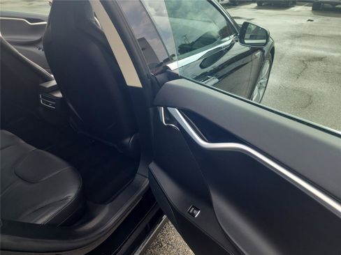 Used 2013 Tesla Model S RWD image 20