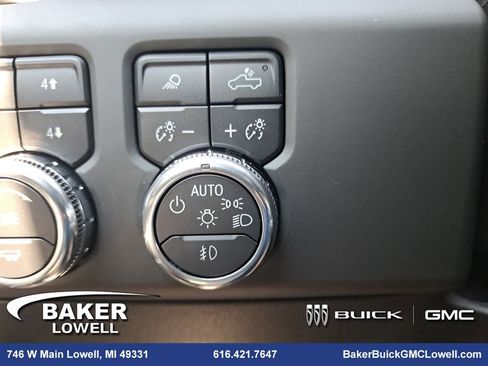 New 2025 GMC Sierra 2500 Denali w/ Denali Reserve Package image 28