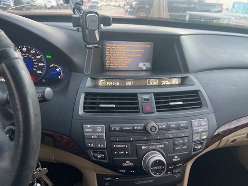 Used 2011 Honda Crosstour EX-L image 6