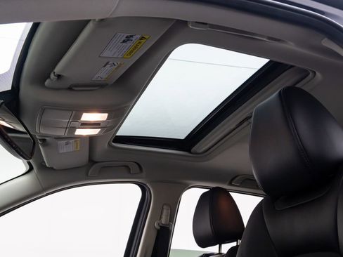 Used 2018 MAZDA CX-5 Touring w/ Preferred Equipment Package image 16