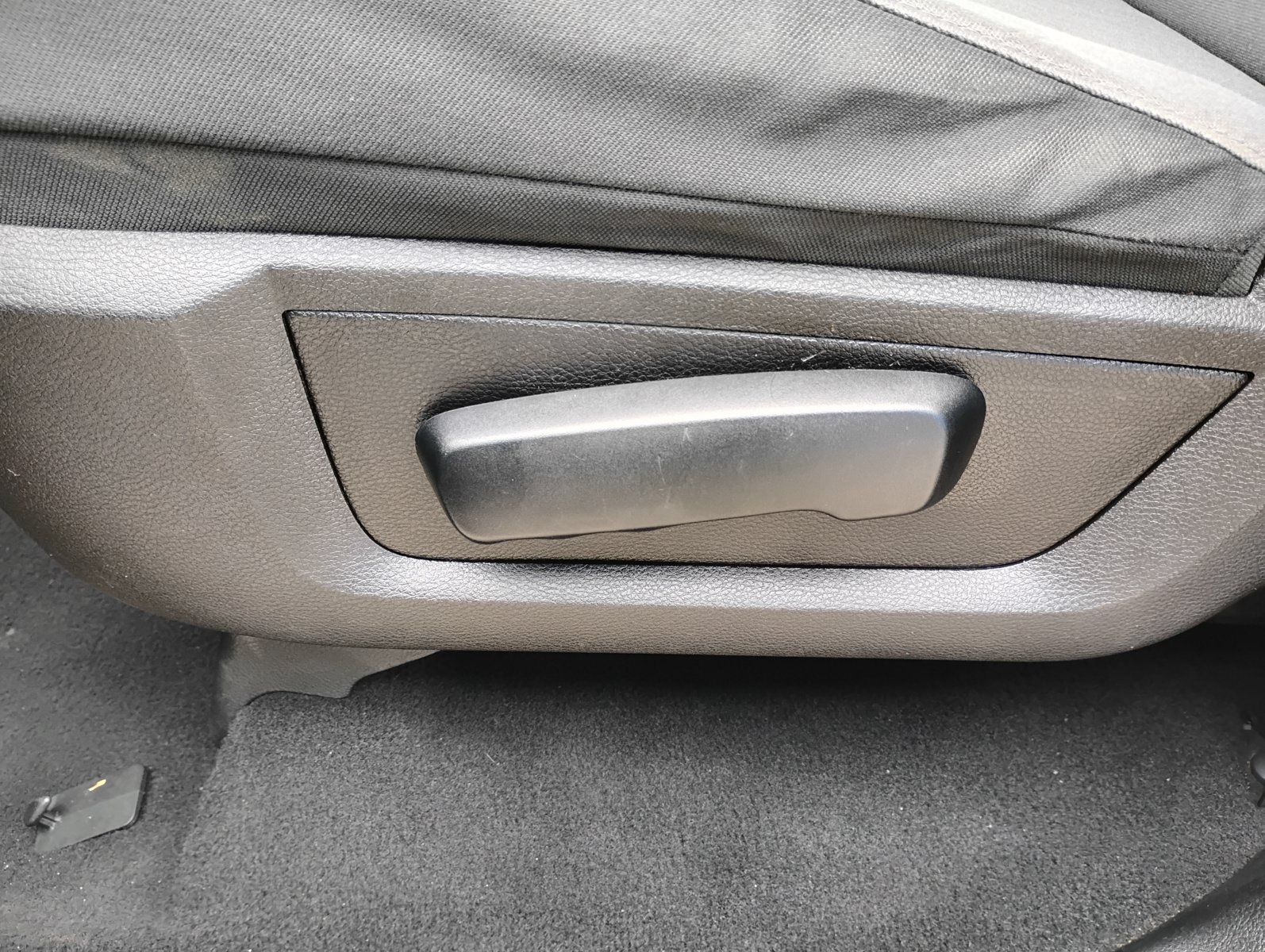 Used 2021 RAM 1500 Classic SLT AWD/4WD image 23
