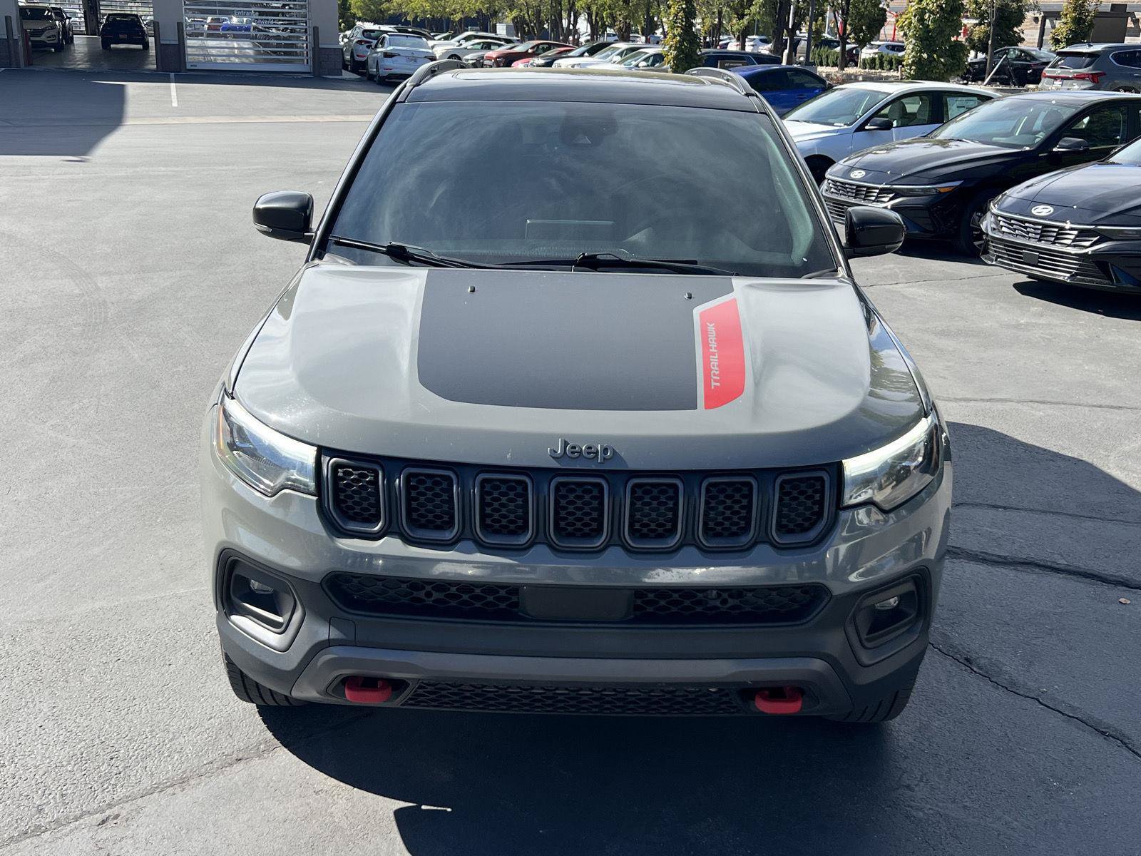 Used 2023 Jeep Compass Trailhawk w/ Trailhawk Elite Group AWD/4WD image 12