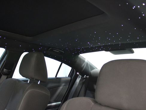 Used 2023 Dodge Charger R/T w/ Blacktop Package image 23