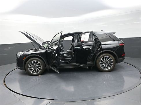 Used 2023 Lincoln Corsair Reserve w/ Equipment Group 201A image 38