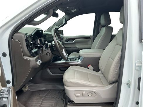 Used 2023 GMC Sierra 1500 SLT w/ SLT Premium Plus Package image 14