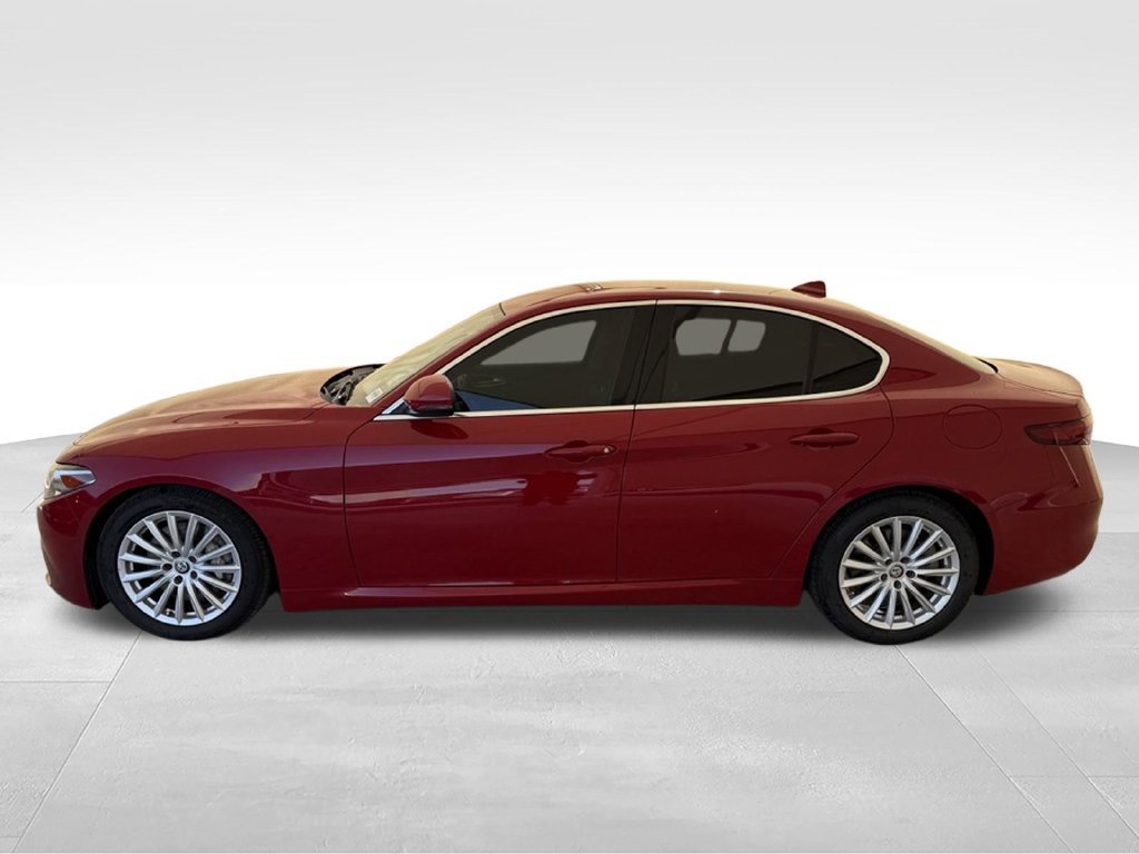 Used 2021 Alfa Romeo Giulia Sprint w/ Active Assist 1 Package RWD image 14